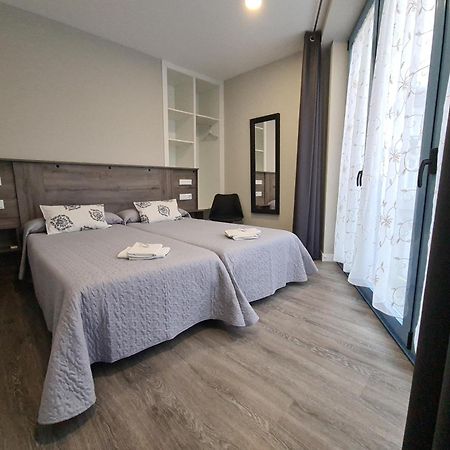 Apartamentos Carballal Palas de Rei Exterior foto